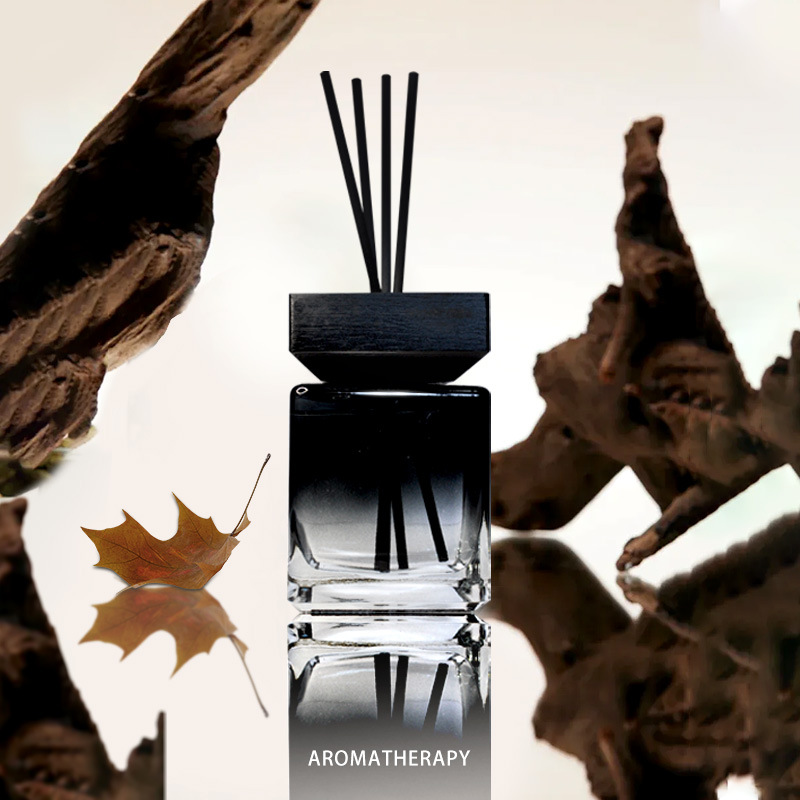 500ml Reed Diffuser with Wooden Lid | Oud & Sandalwood Scent for Office & Luxury Spaces